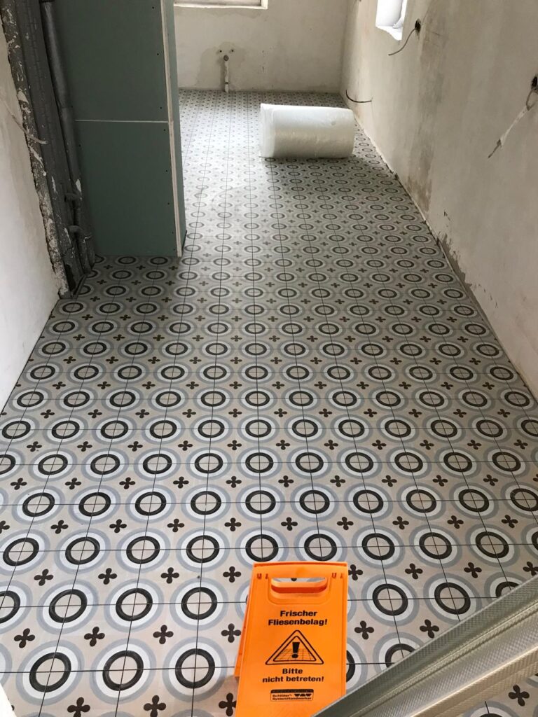 Fliesenleger Fliesen verlegen Erdmannhausen Ludwigsburg Stuttgart Heilbronn Backnang